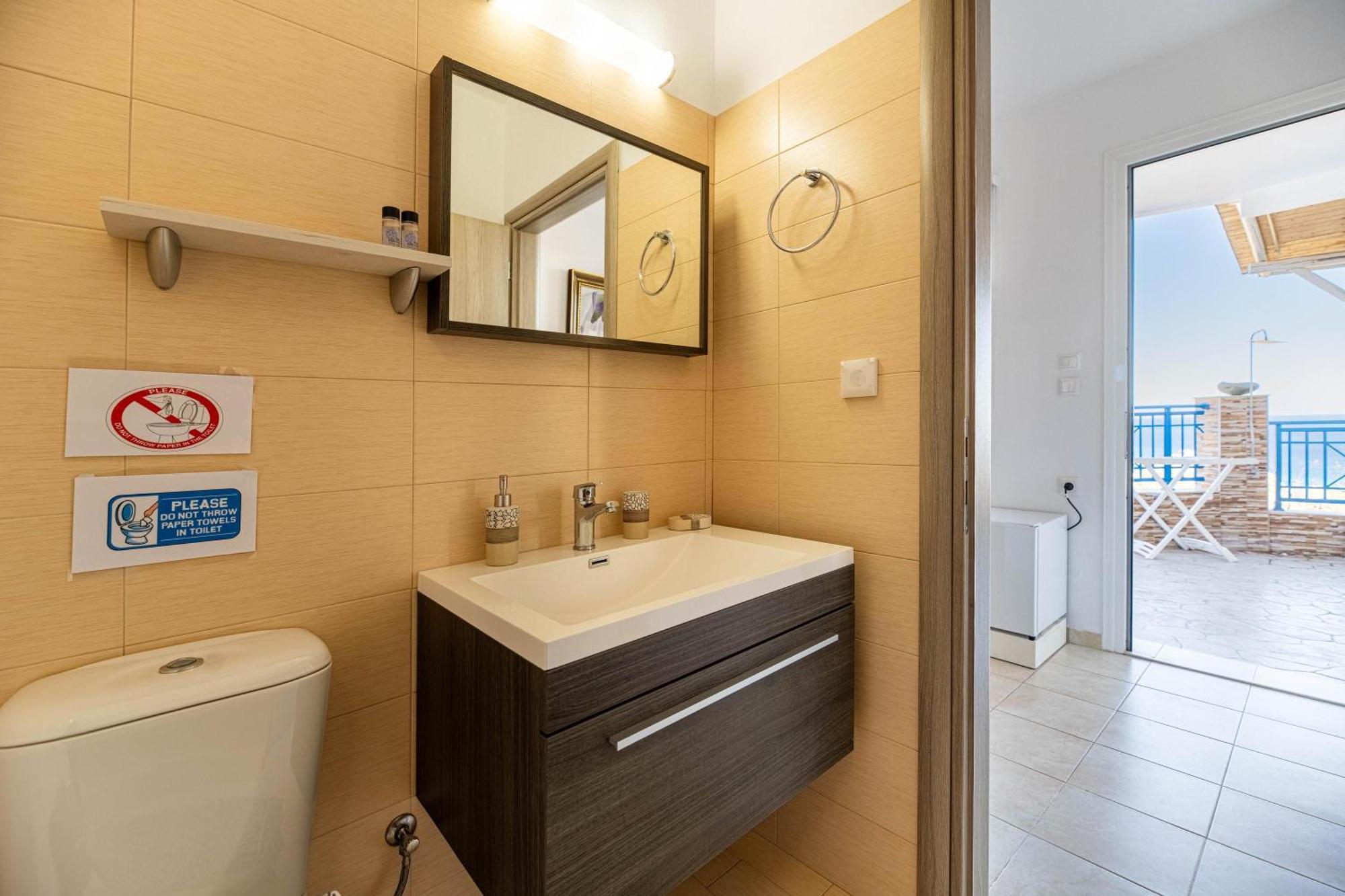 Aperanto Galazio Apartment Archangelos  Exterior foto